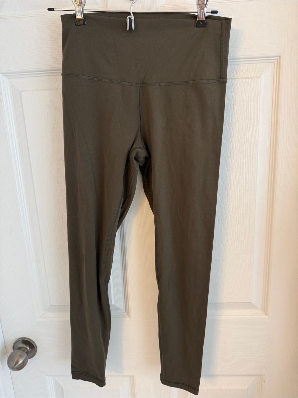TLeggings, Green. Size 8. Like new!